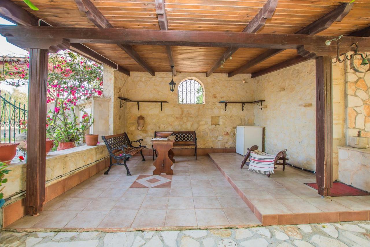 Porto Giardino Apartments Kypseli Luaran gambar